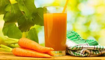 Як правильно пити морквяний сік?