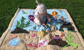 Розвиваючий килимок для дітей власними руками