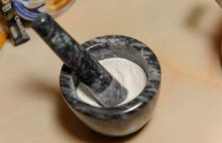 приготування сахарної пудри в ступці