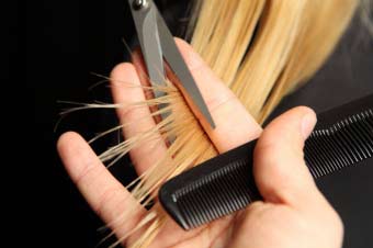 Як підстригти самої кінчики волосся 