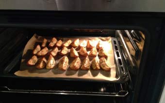 Приготування картоплі по-селянськи в духовці