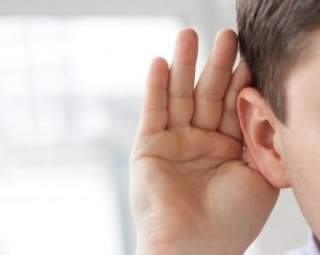 закладеність вуха