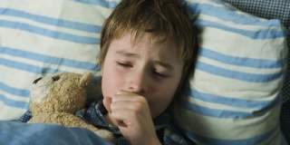 Лікування кашлю у дітей народні методи
